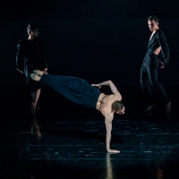 INSIDE OUT, choreografia Hana Vidova, kostymy , na foto Jean-Michel Reuter